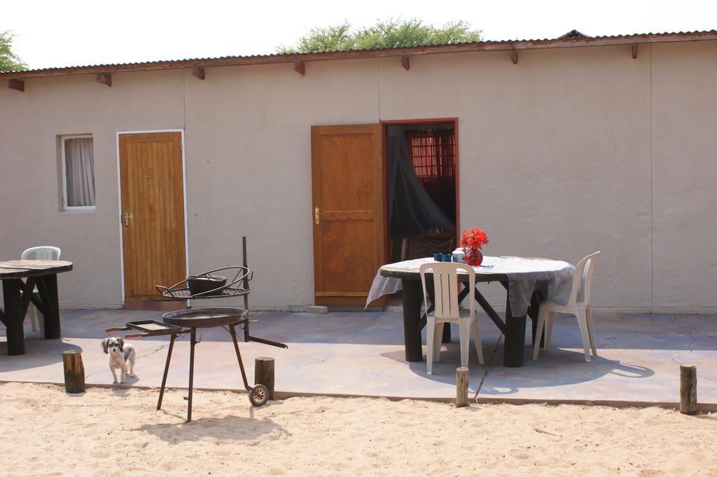 Отель Xain Quaz Camp Gobabis Экстерьер фото